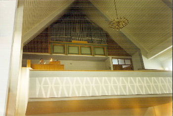 The Kirkenes Church.  Gallery. (Sor-Varanger). Рабочее место органиста. []