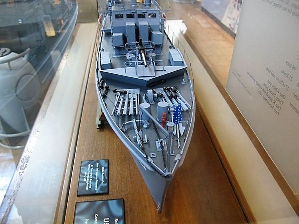 USS SC-648 Model2 []