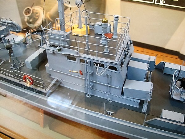 USS SC-648 Model3 []
